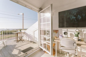 Best Houses 26: Baleal Beach Front Retreat